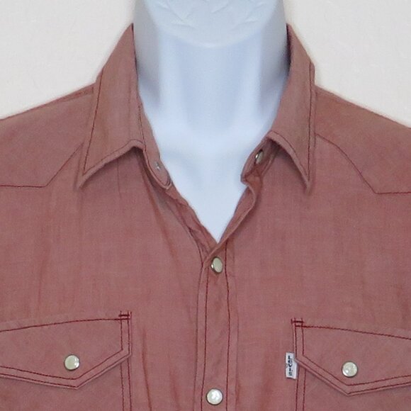Levi's* Men's Short Sleeve Snap Down Curved Hem Double Pocket Shirt~ Size Large - Picture 11 of 11